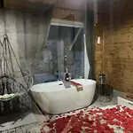 Bujtina Miqesia