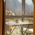 Bujtina Miqesia 3* Theth