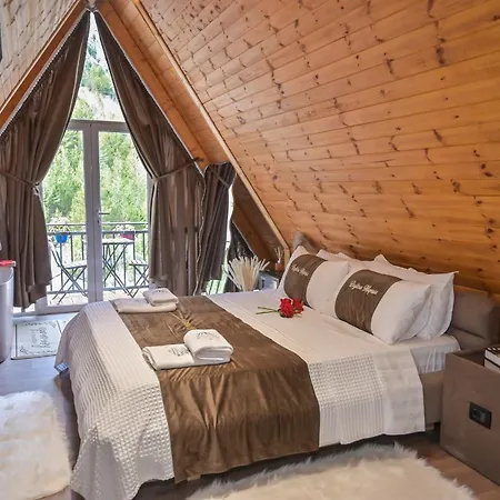 Bed & Breakfast Bujtina Miqesia