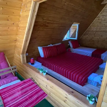 Nocleg ze śniadaniem Bujtina Miqesia Theth