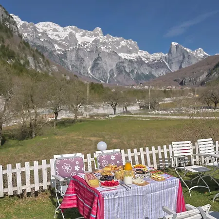 Bed & Breakfast Bujtina Miqesia Theth