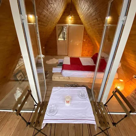 Bujtina Miqesia 3* Theth