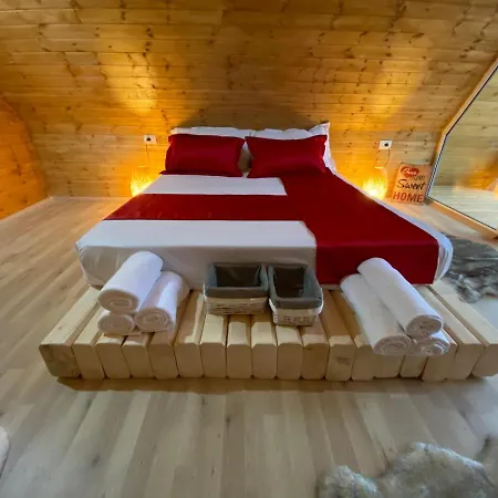 Bujtina Miqesia Nocleg ze śniadaniem 3*