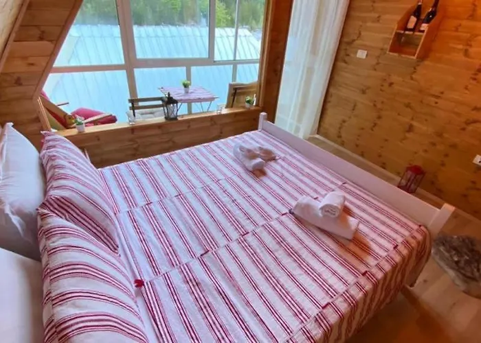 Bujtina Miqesia 3* Theth