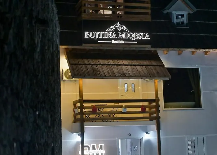 Bed and breakfast Bujtina Miqesia
