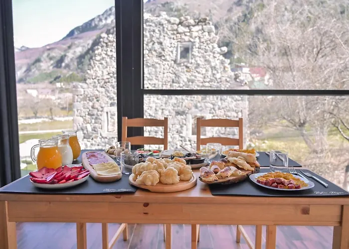 Bujtina Miqesia Bed & Breakfast Theth