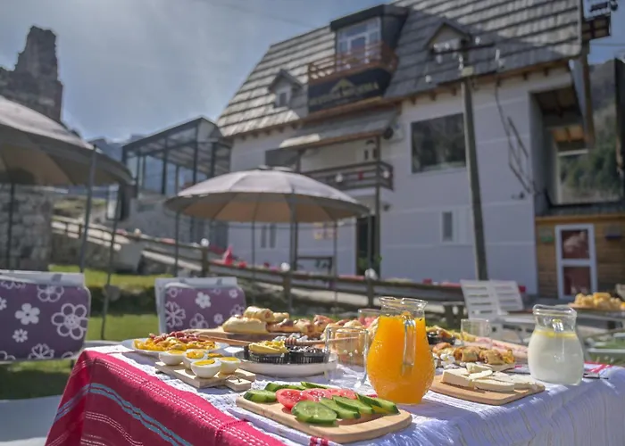 Bed and breakfast Bujtina Miqesia Theth