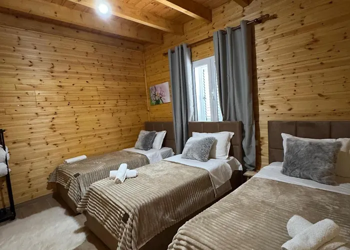 Bujtina Miqesia Bed and breakfast
