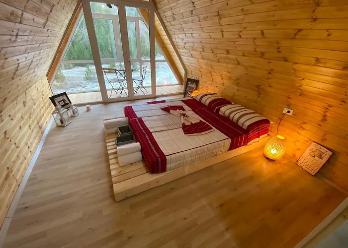 Bed and breakfast Bujtina Miqesia