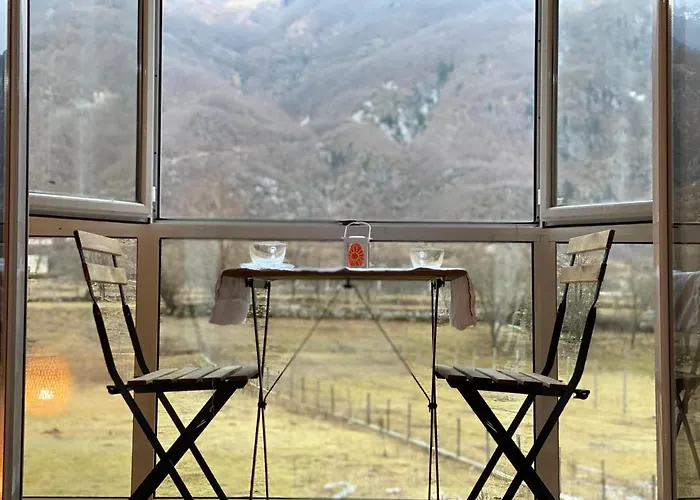 Bujtina Miqesia Bed & Breakfast Theth